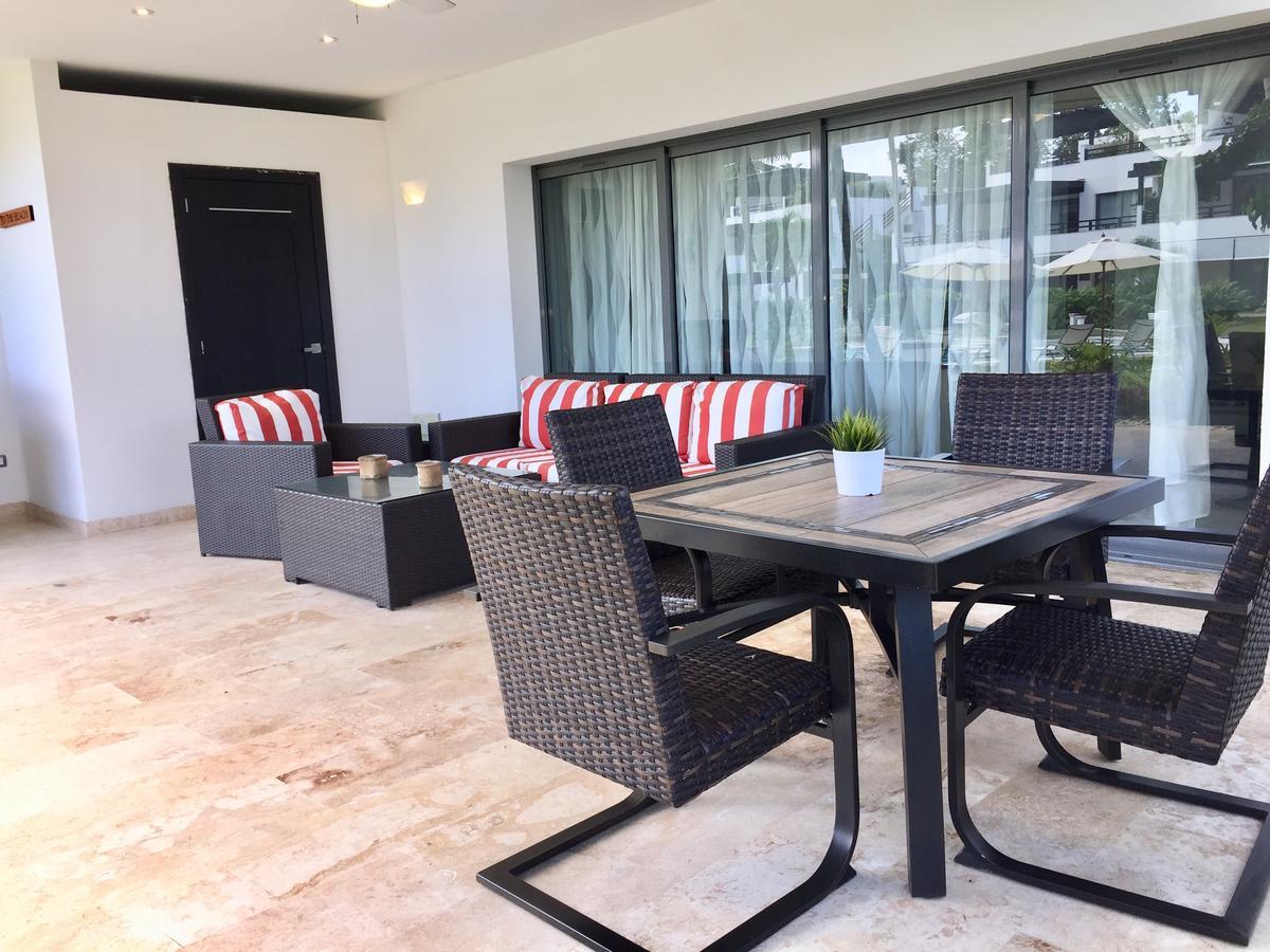 Aligio Beachfront Paradise 라스테레나스 외부 사진